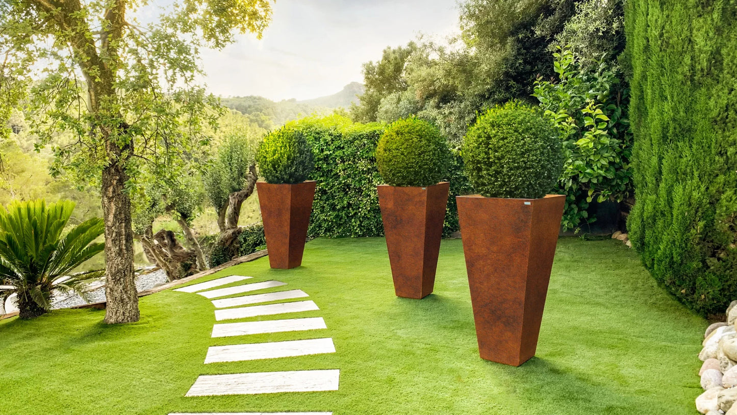 Fesfoc Tulum Outdoor Planters - 100 cm Tall